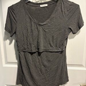 Nursing Maternity Small Bearsland Gray Fitted Crop T-Shirt